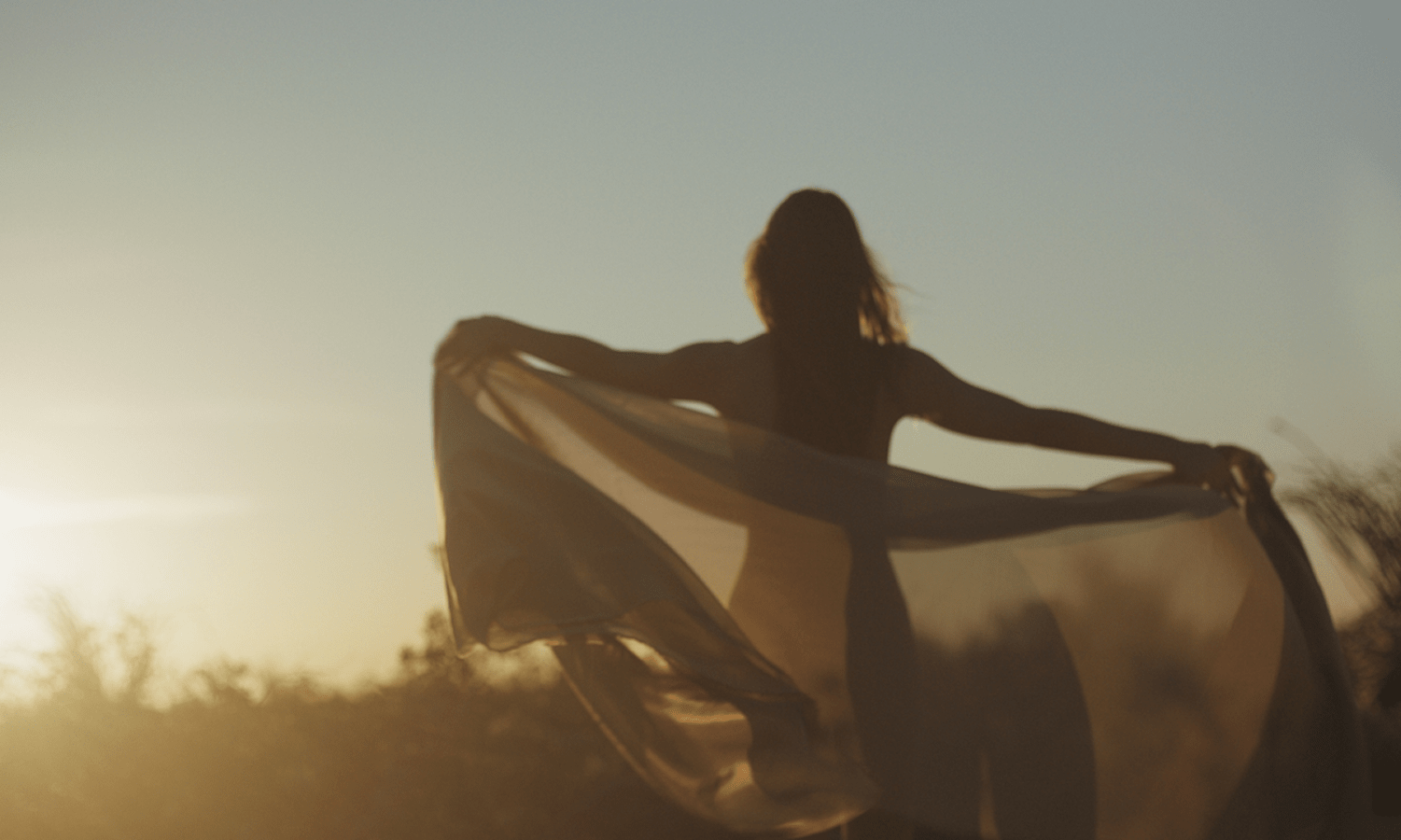 articles/DTS_Desert_Sunrise_Grant_Spanier_Photos_ID2693_1_1_ikba3z.png