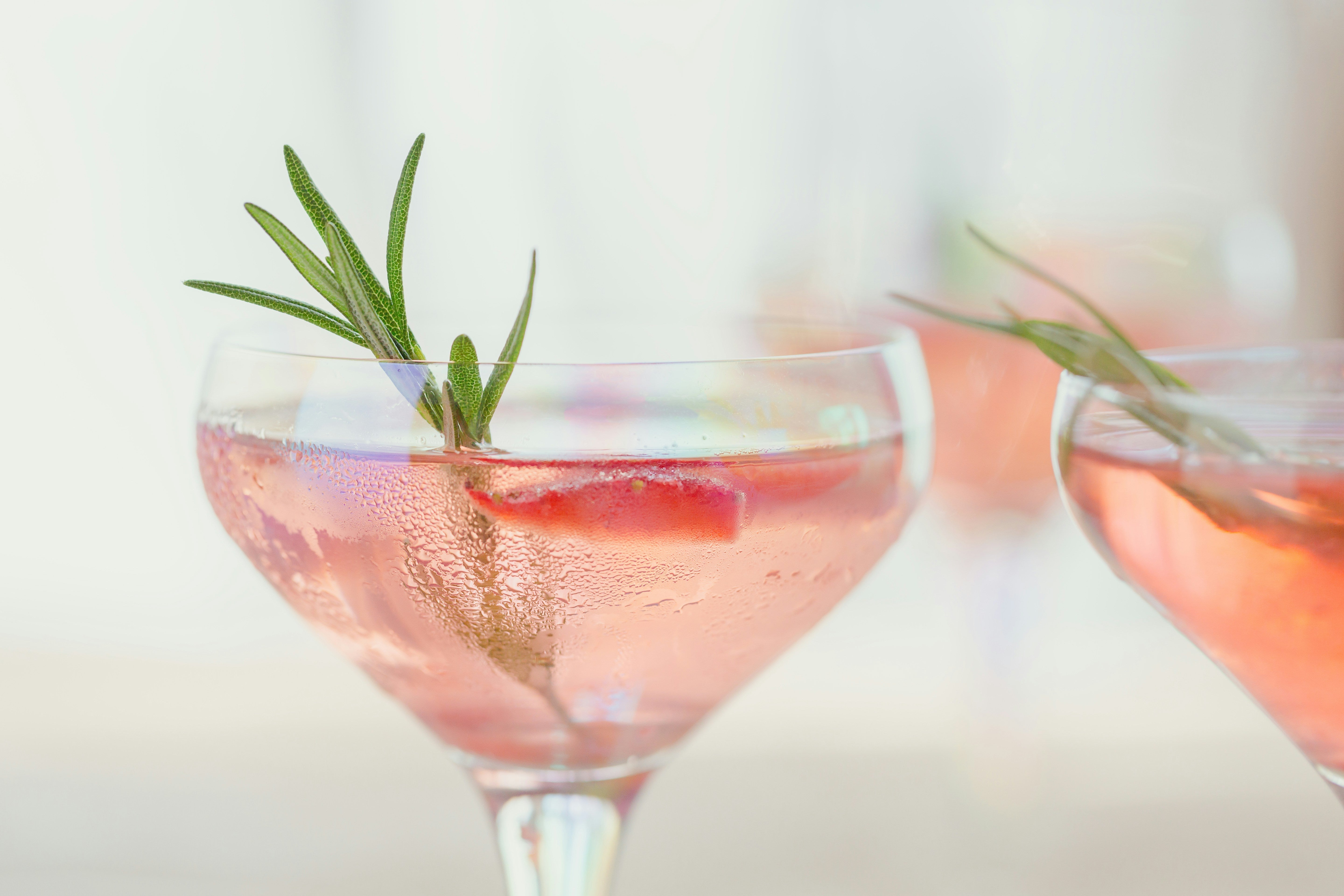 February Mocktail: Hydrating Love Potion – Kroma Wellness