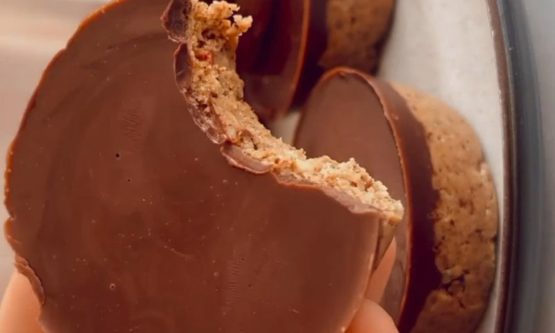 PB Porridge No-Bake Oatmeal Cups Recipe